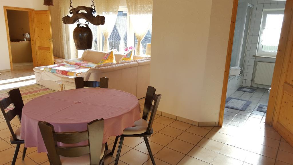 Ferienwohnung Weingut Leis Oestrich-Winkel Zimmer foto