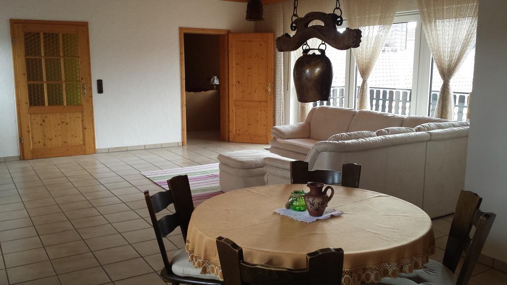 Ferienwohnung Weingut Leis Oestrich-Winkel Zimmer foto